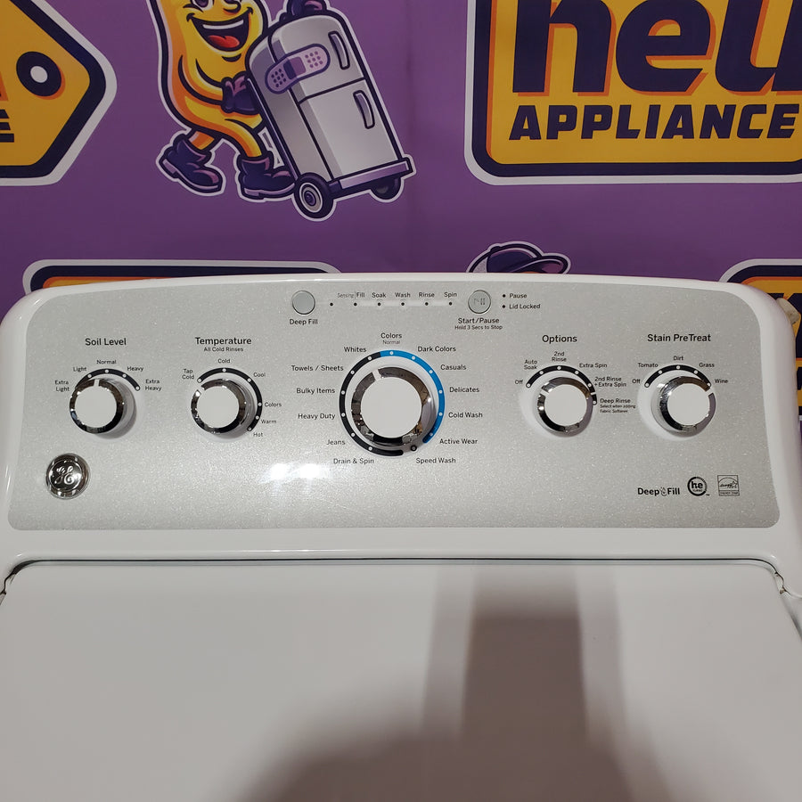 GE White Top Load 4.4 Cu. Ft. Washer with Stainless Steel Basket GTW490ACJWS - Certified Refurbished and GE White Electric 7.2 Cu. Ft. Dryer with Aluminized Alloy Drum GTD45EASJWS - Certified Refurbished