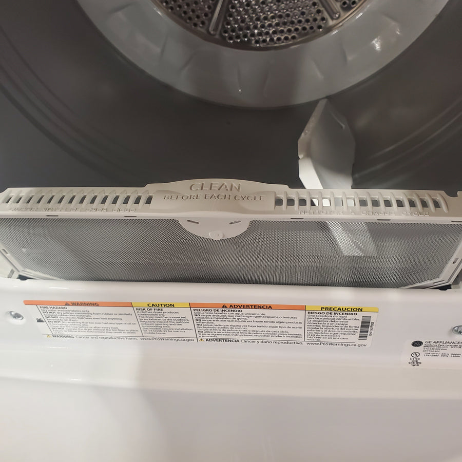 GE® 4.5 cu. ft. Capacity Washer with Stainless Steel Basket in White GTW465ASNWW - Certified Refurbished and GE® 7.2 cu. ft. Capacity Aluminized Alloy Drum Electric Dryer GTD33EASKWW - Certified Refurbished
