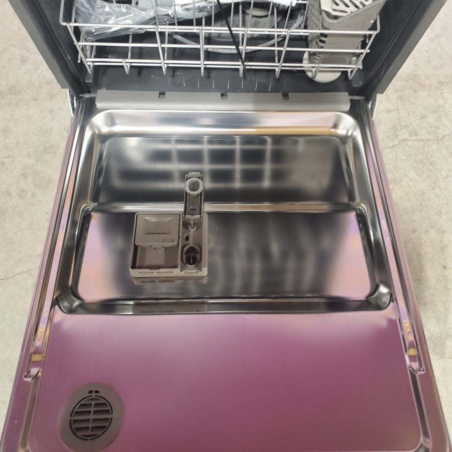 Whirlpool Built In Dishwasher with 55 dBA in Fingerprint Resistant Stainless Steel 22521705 - WDP540HAMZ - Scratch & Dent (Minor)