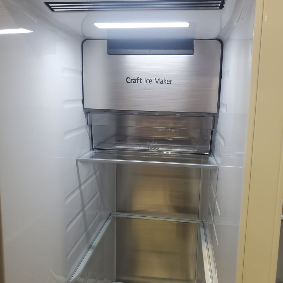 LG ENERGY STAR 27 cu. ft. Side by Side Refrigerator with Edge-to-Edge InstaView in Print Proof Stainless Steel LRSOS2706S - Scratch & Dent (Minor)