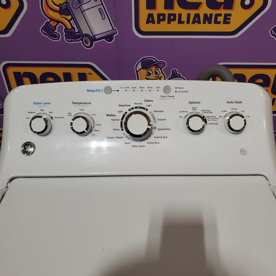 GE® 4.5 cu. ft. Capacity Washer with Stainless Steel Basket in White GTW465ASNWW - Certified Refurbished