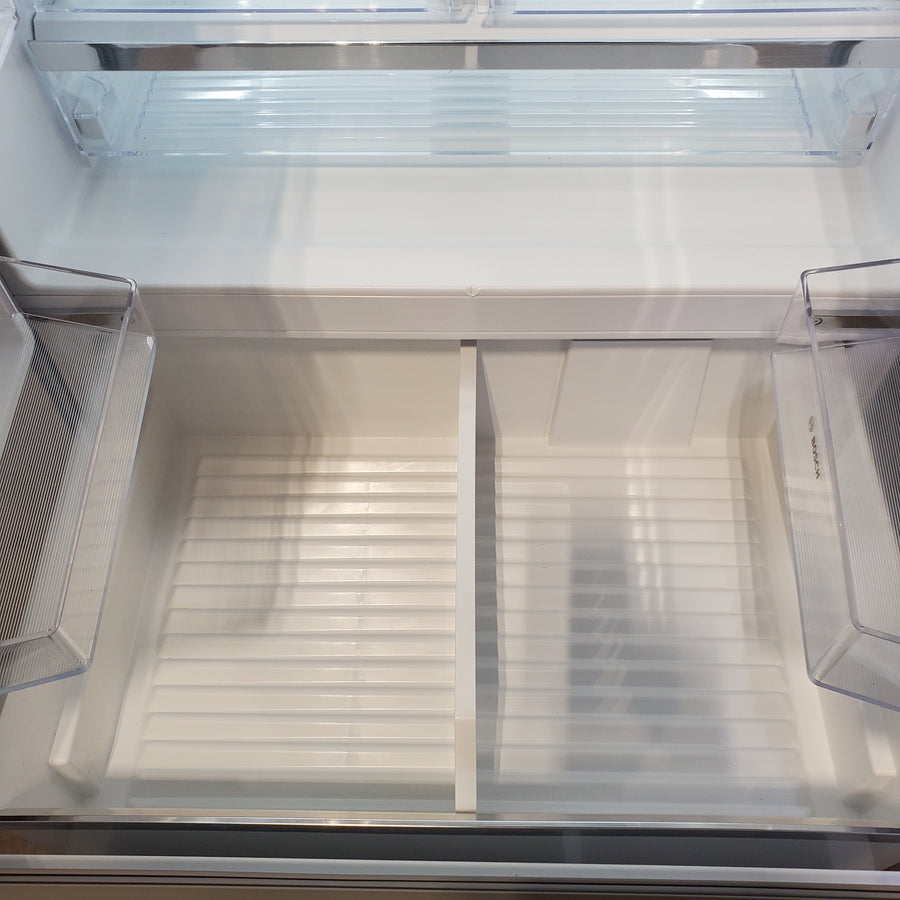Bosch Fastest Ice Maker Standard-Depth 300 Series 26-cu ft 3-Door Smart Compatible French Door Refrigerator with Ice Maker with Water and Ice Dispenser in Stainless Steel B36FD31ENS - Scratch & Dent (Minor)