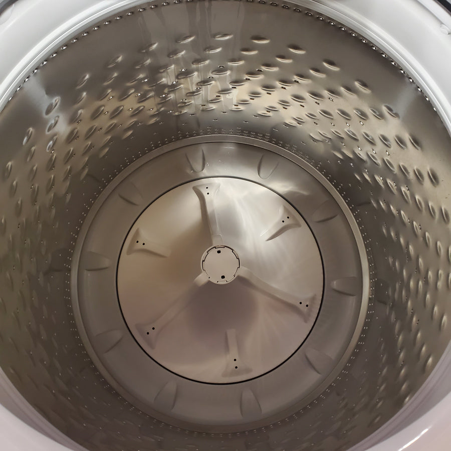 Whirlpool® 4.2-4.3 Cu. Ft. Top Load Washer with 2-in-1 Removable Agitator and Soft Close Glass Lid WTW4307SW - Scratch & Dent (Minor)