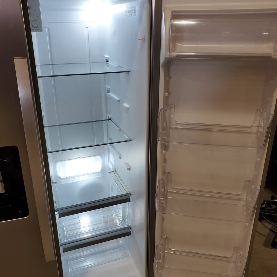 Whirlpool 24 cu ft Capacity Side By Side Refrigerator with Ice and Water Dispenser in Fingerprint Resistant Stainless Steel WRS315SDHZ - Scratch & Dent (Minor)