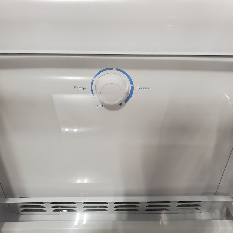 Frigidaire 16 Cu. Ft. Garage Ready Convertible Upright Freezer FFUE1626AV - Scratch & Dent (Major)