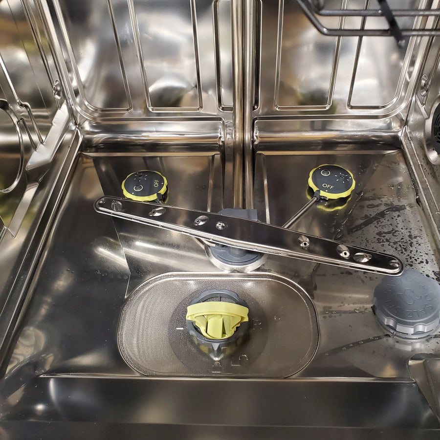 Asko 40 Series 24" Stainless Steel Dishwasher with Pocket Handle and 9 Spray Wash System 11113100 - DBI564ISSOF - Scratch & Dent (Minor)