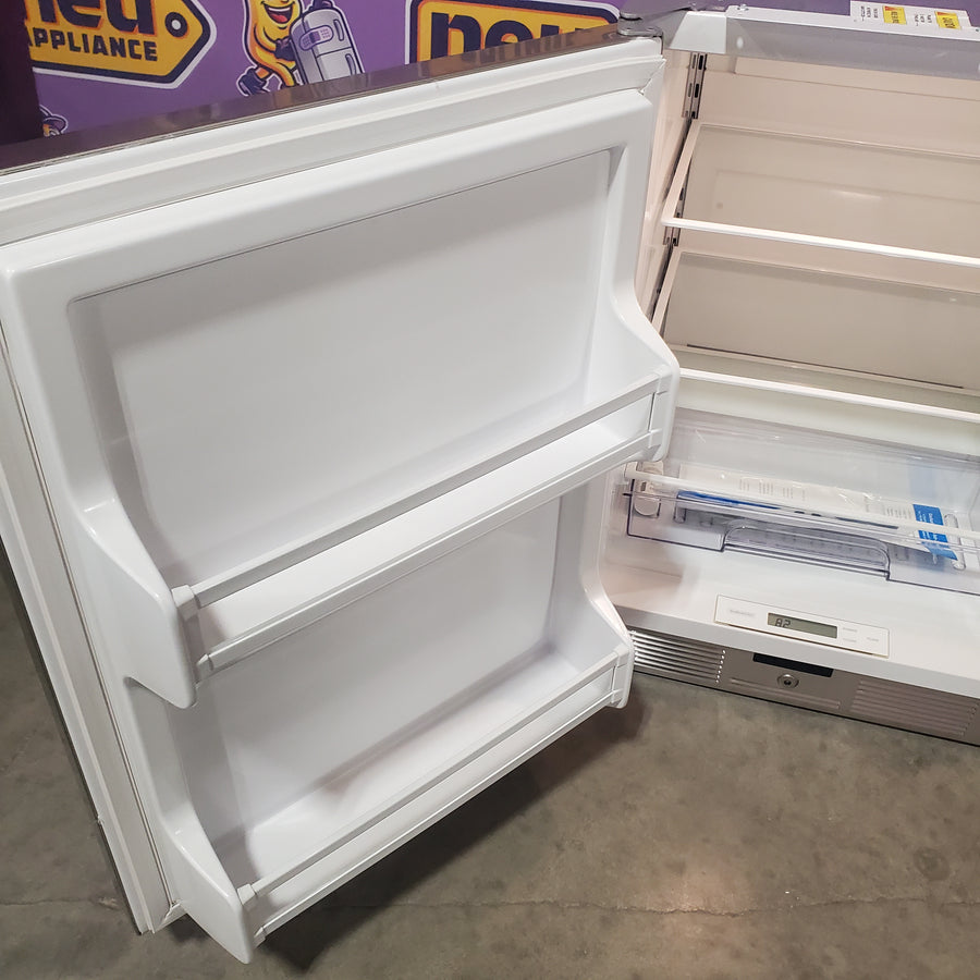 Sub-Zero Legacy Model 24" Outdoor Undercounter Refrigerator with Stainless Door UC-24RO - Open Box