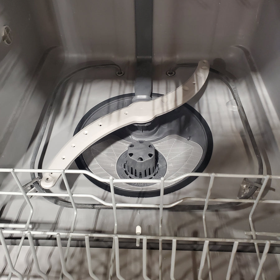 GE 24 in. Built-In Tall Tub ENERGY STAR Front Control Stainless Steel Dishwasher with 60 dBA GDF460PSTSS - Scratch & Dent (Minor)