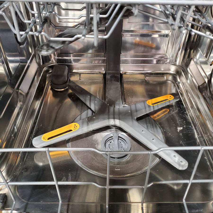 LG 24 Inch Smart FlushFit™ Top Control Dishwasher with 1-Hour Wash & Dry, QuadWash® Pro, and Dynamic Heat Dry™ w/AutoVent Dry™ LDNTM545S - Open Box
