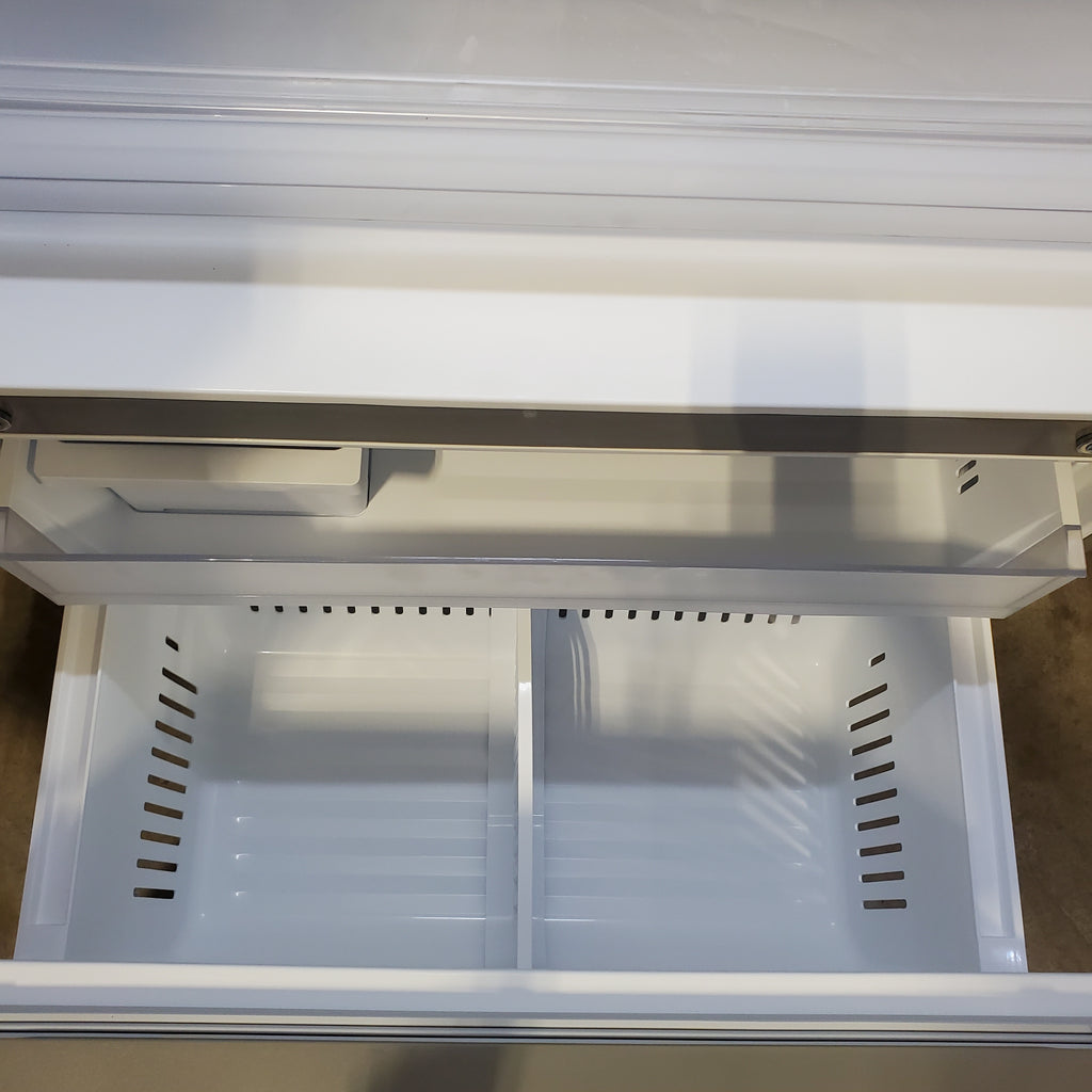 LG 27 cu. ft. Smart Counter-Depth MAX™ French Door Refrigerator with Linear Cooling™ and Internal Water Dispenser 22121512 - LRFLC2706S - Scratch & Dent (Moderate)