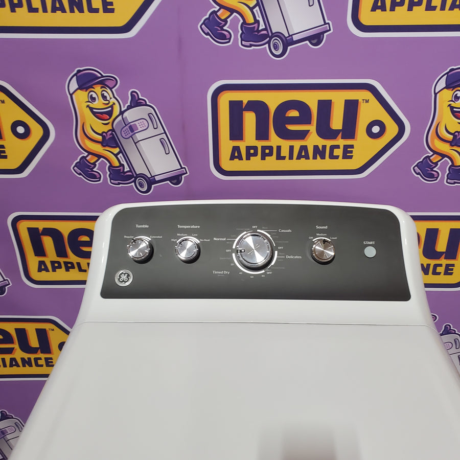 GE 7.2 cu. ft. Capacity Electric Dryer with Up To 120 ft. Venting and Extended Tumble GTD48EASWWB - Scratch & Dent (Minor)
