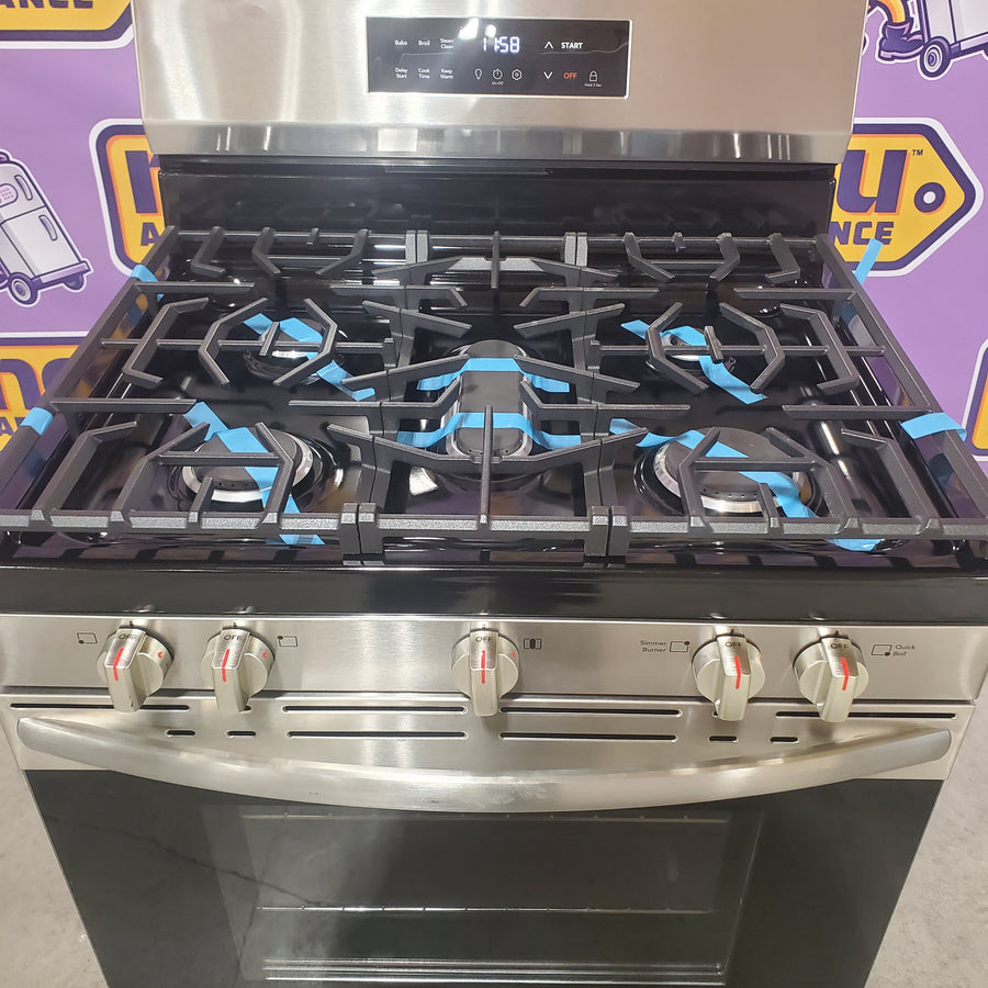 Frigidaire 5 Burner Freestanding Gas Range in Stainless Steel with Quick Boil and Steam Clean FCRG3062AS - Scratch & Dent (Minor)