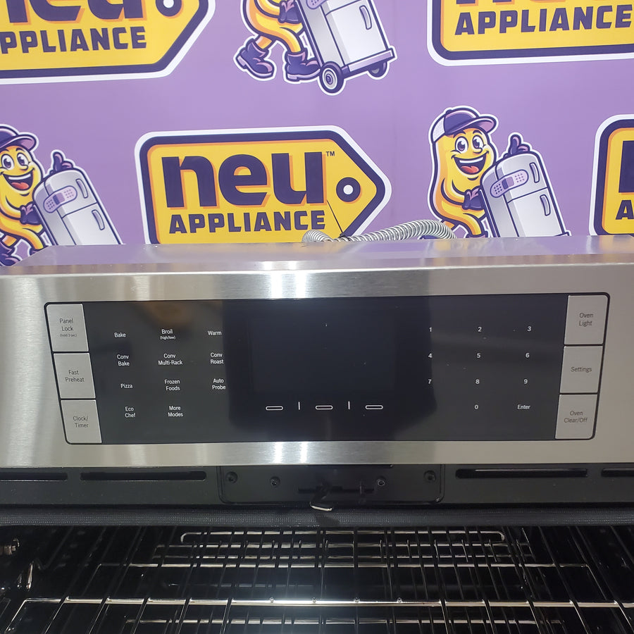 Bosch Benchmark Series 30 in. Built-In Single Electric Convection Wall Oven in Stainless Steel w/ Right Side Opening Door HBLP451RUC - New in Box