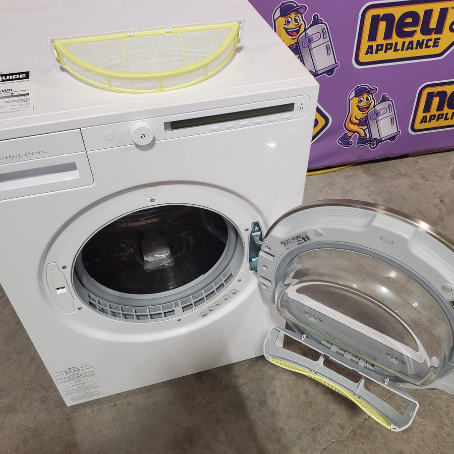 ASKO 24" 2.1 Capacity Washing Machine with Quattro Construction W2084W - Scratch & Dent (Moderate) and ASKO 24" Electric Dryer with 4.1 cu. ft. Capacity, Butterfly™ Drying System, and Soft Drum™ Technology T208VW - Scratch & Dent (Moderate)