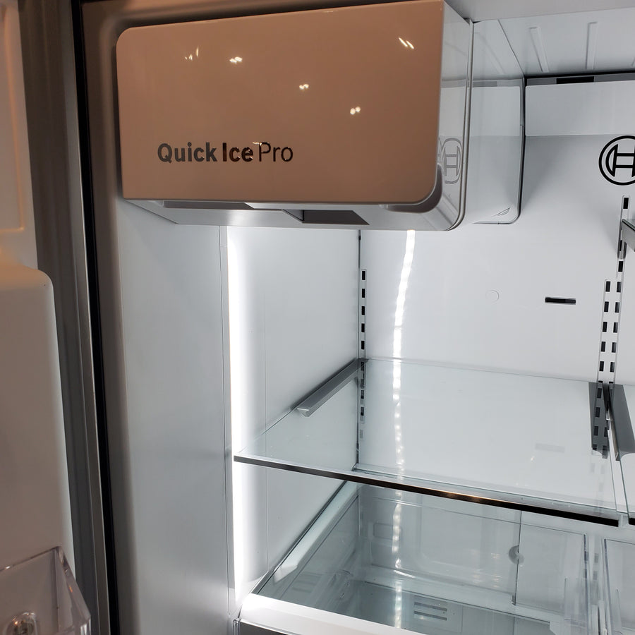 Bosch Fastest Ice Maker Standard-Depth 300 Series 26-cu ft 3-Door Smart Compatible French Door Refrigerator with Ice Maker with Water and Ice Dispenser in Stainless Steel B36FD31ENS - Scratch & Dent (Minor)