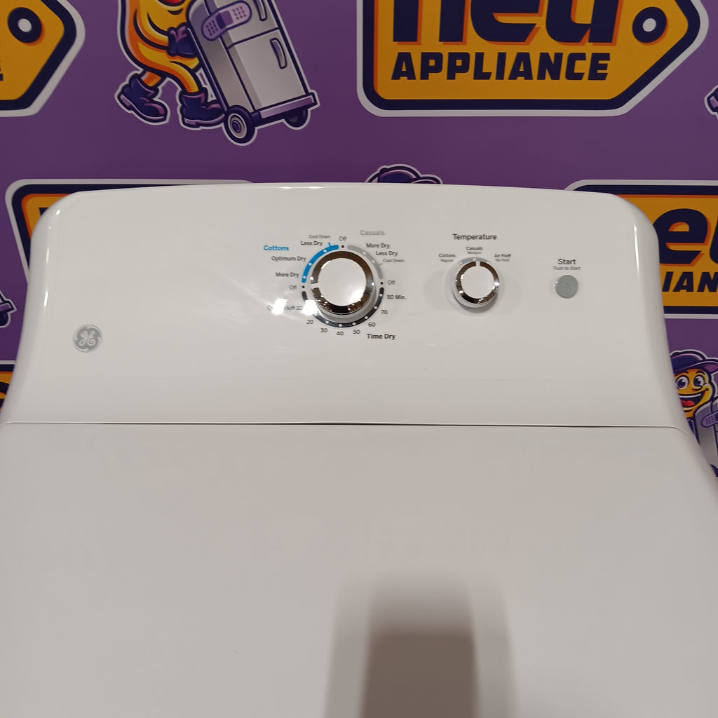 GE White Top Load 4.0 Cu. Ft. Capacity Washer with Stainless Steel Wash Basket GTW325ASWWW - New in Box and GE White Electric 6.2 Cu. Ft. Capacity Dryer with Shallow Depth and Up to 120 Ft. Venting Capability 16274 - GTX33EASKWW - Scratch & Dent (Minor)