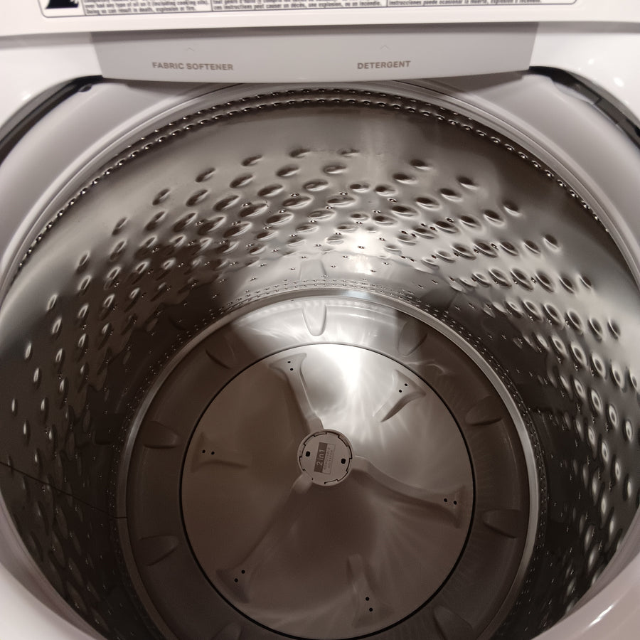 Whirlpool 4.2-4.3 Cu. Ft. Top Load Washer with 2-in-1 Removable Agitator and Soft Close Glass Lid WTW4307SW - Scratch & Dent (Minor) and Whirlpool 7.0 cu. ft. Electric Dryer with Adaptive Dry and Wrinkle Shield™ Option 16285 - WED4307SW - Open Box