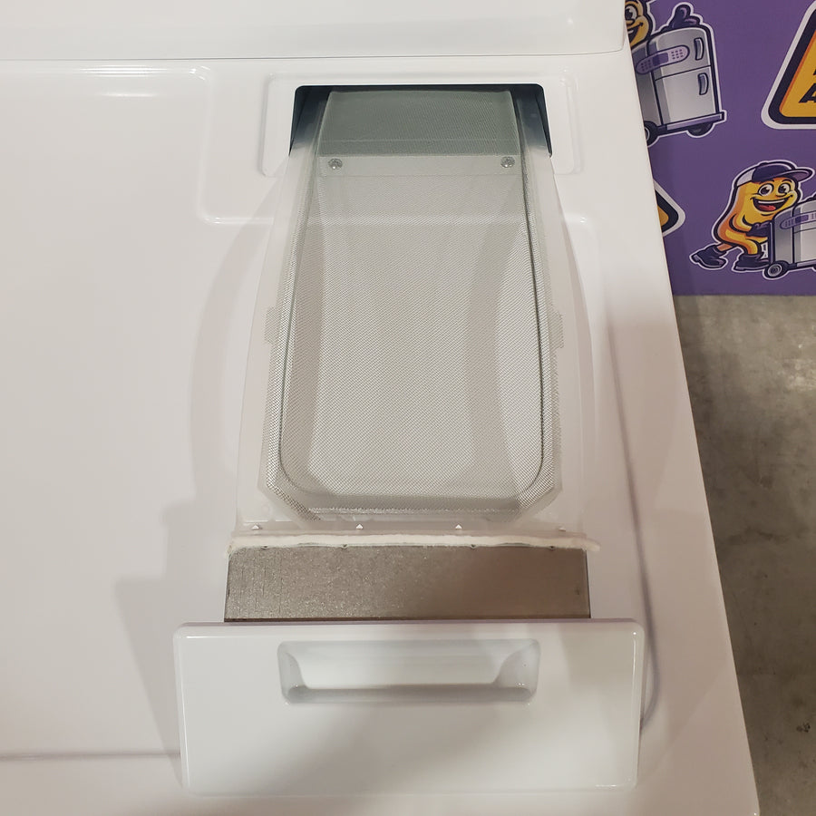Maytag Top Load 3.8 cu. ft. Washer with Deep Fill and Quick Wash Cycle MVW4005SW - Open Box and Maytag Top Load Electric Wrinkle Prevent 7.0 cu. ft. Dryer with Auto Dry MED4005SW - Scratch & Dent (Moderate)