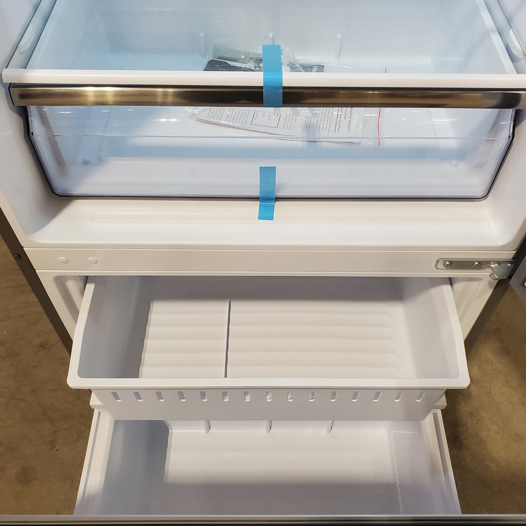 Pictures of Hisense Counter Depth Bottom Freezer 17.2 Cu. Ft. Refrigerator with LED Lighting and Super Cool and Super Freeze in Fingerprint Stainless Steel 22221422 - HRB171N6ASE - Scratch and Dent (Moderate) - Neu Appliance Outlet - Discount Appliance Outlet in Austin, Tx