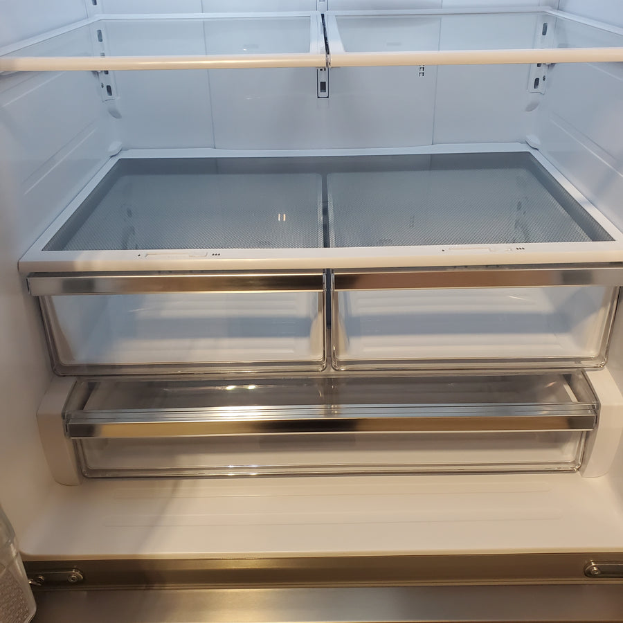 Hisense 26.6 cu. ft. French Door Refrigerator in Fingerprint Resistant Stainless Steel 22421721 - HRF266N6CSE1 - Scratch & Dent (Minor)