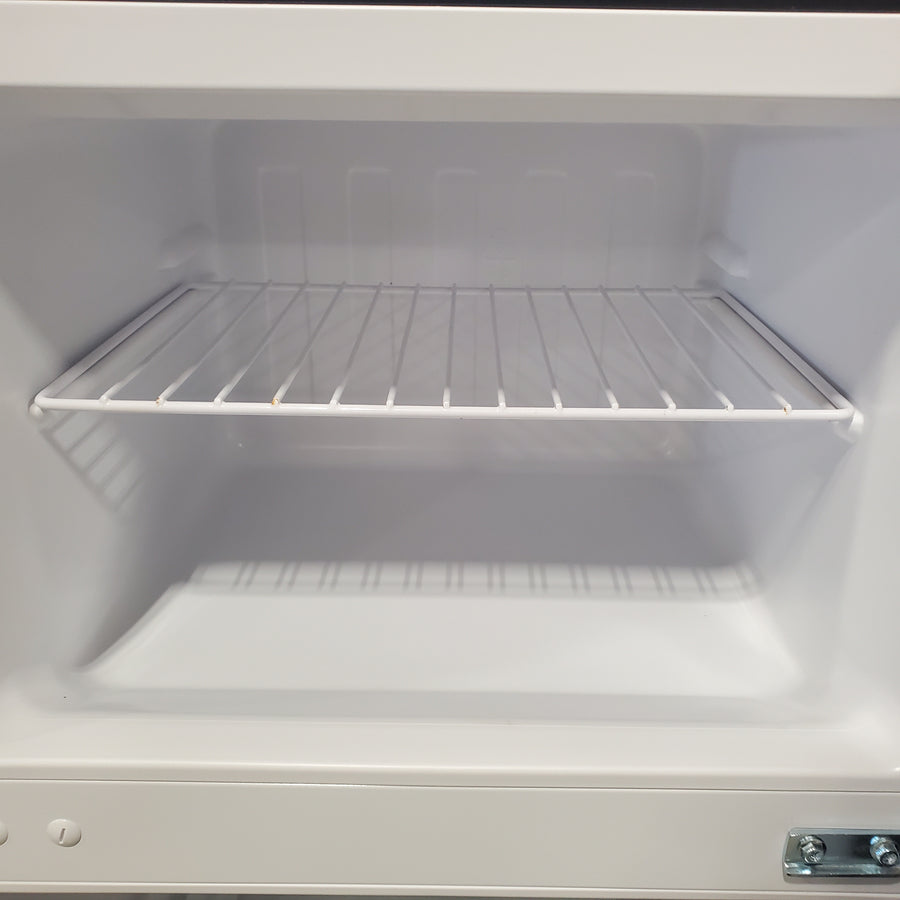 Vissani 4.5 cu. ft. 2-Door Mini Refrigerator in Platinum Steel with Freezer HVDR45PS - Scratch & Dent (Minor)