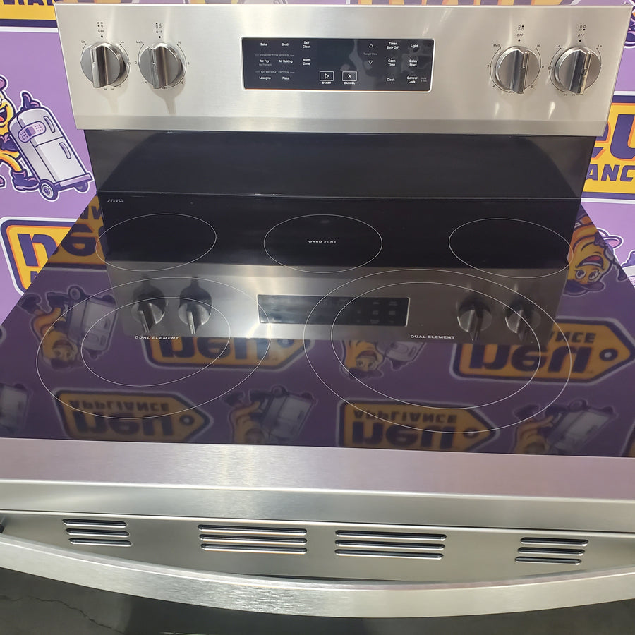 Whirlpool Energy Star Electric Range with Air Cooking Technology, No Preheat Air Fry, Air Baking and Self Clean WFES5030RZ - Open Box