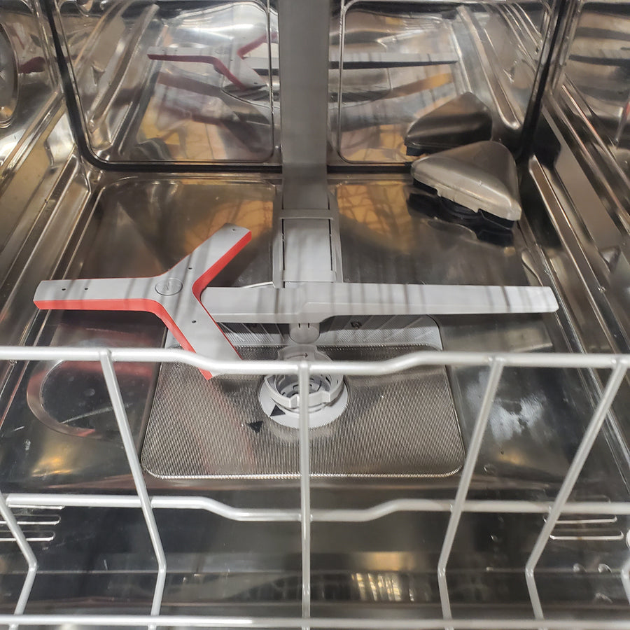 Bosch 800 Series 24-in Top Control Built-in Dishwasher With Third Rack, PowerControl and CrystalDry, 42-Decibel in Stainless Steel SHX78CM5N - Scratch & Dent (Moderate)
