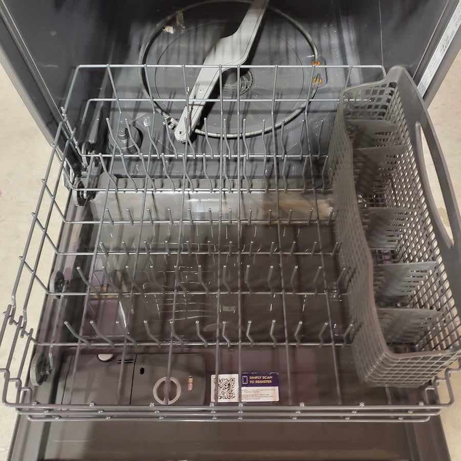 Frigidaire 24 in. Stainless Steel ENERGY STAR Frigidaire Top Control Built In Dishwasher with Three Spray Arms FDPH4316AD - Scratch & Dent (Moderate)