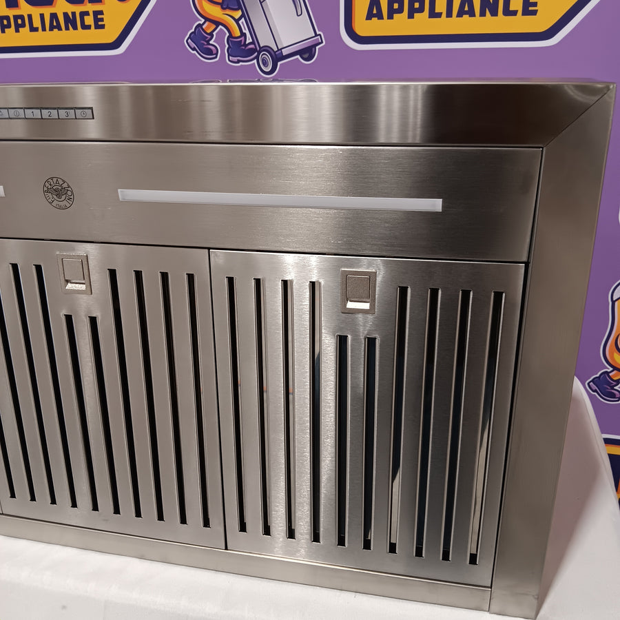 Bertazzoni 36 Wall-mount Chimney Hood with 3 Speeds + Booster, 600 CFM, 1 Motor, Digital Airflow Reducer, Timer, Filter Alarm, and Air-cleaning Option KPH36XT - Scratch & Dent (Minor)