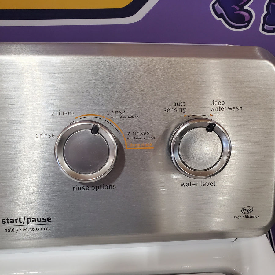 Maytag 4.2-cu ft High Efficiency Agitator Medium Top-Load Washer in White MVWC565FW - Scratch & Dent (Moderate)