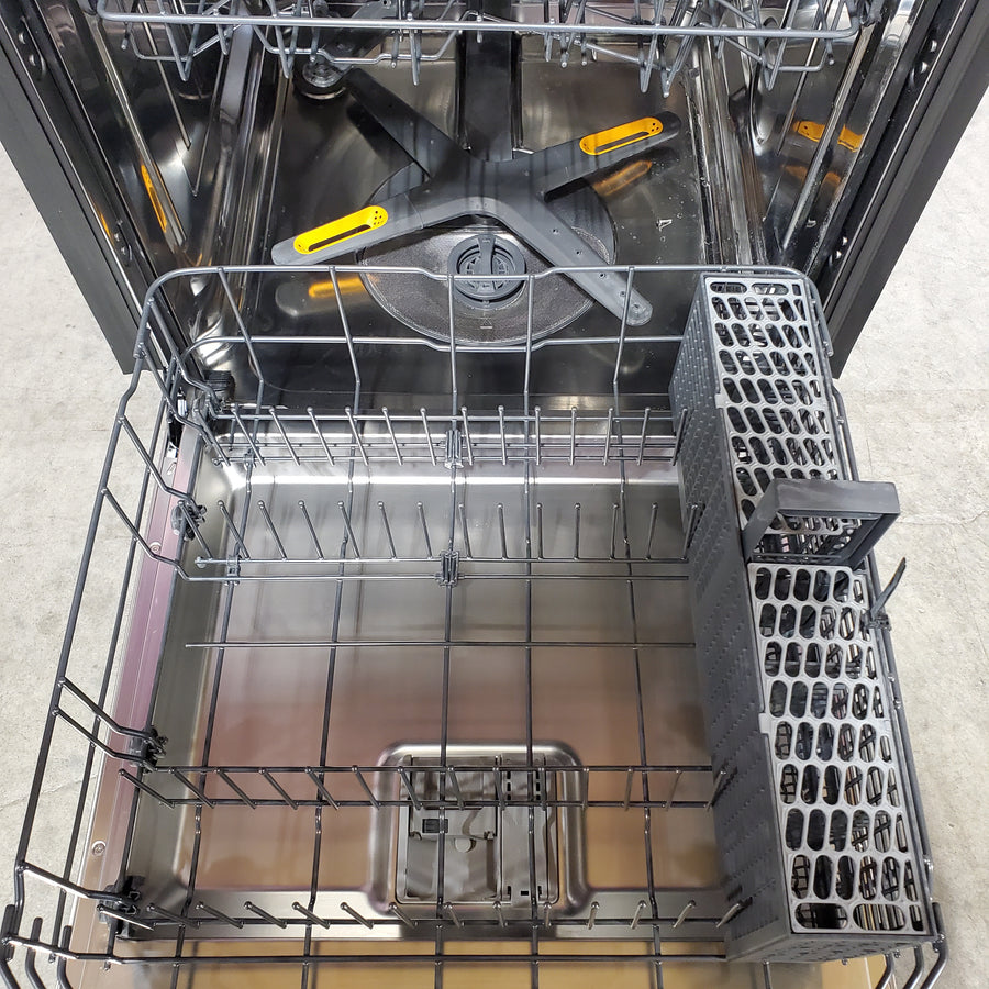 LG 24 Inch Smart FlushFit™ Top Control Dishwasher with 1-Hour Wash & Dry, QuadWash® Pro, and Dynamic Heat Dry™ w/AutoVent Dry™ LDNTM545S - Open Box