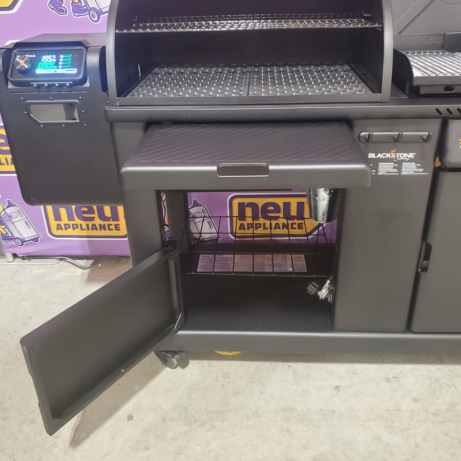 Blackstone Culinary 22" XL Omnivore Griddle and Pellet Grill Combo Black Liquid Propane and Wood Pellet Combo Grill 2022 - Open Box