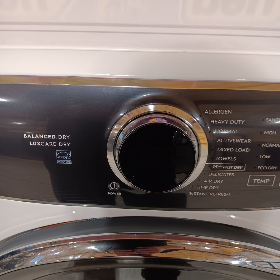 Electrolux 8.0 cu. ft. Front Load Electric Dryer with Perfect Steam 22421770 - ELFE7637AW - Open Box