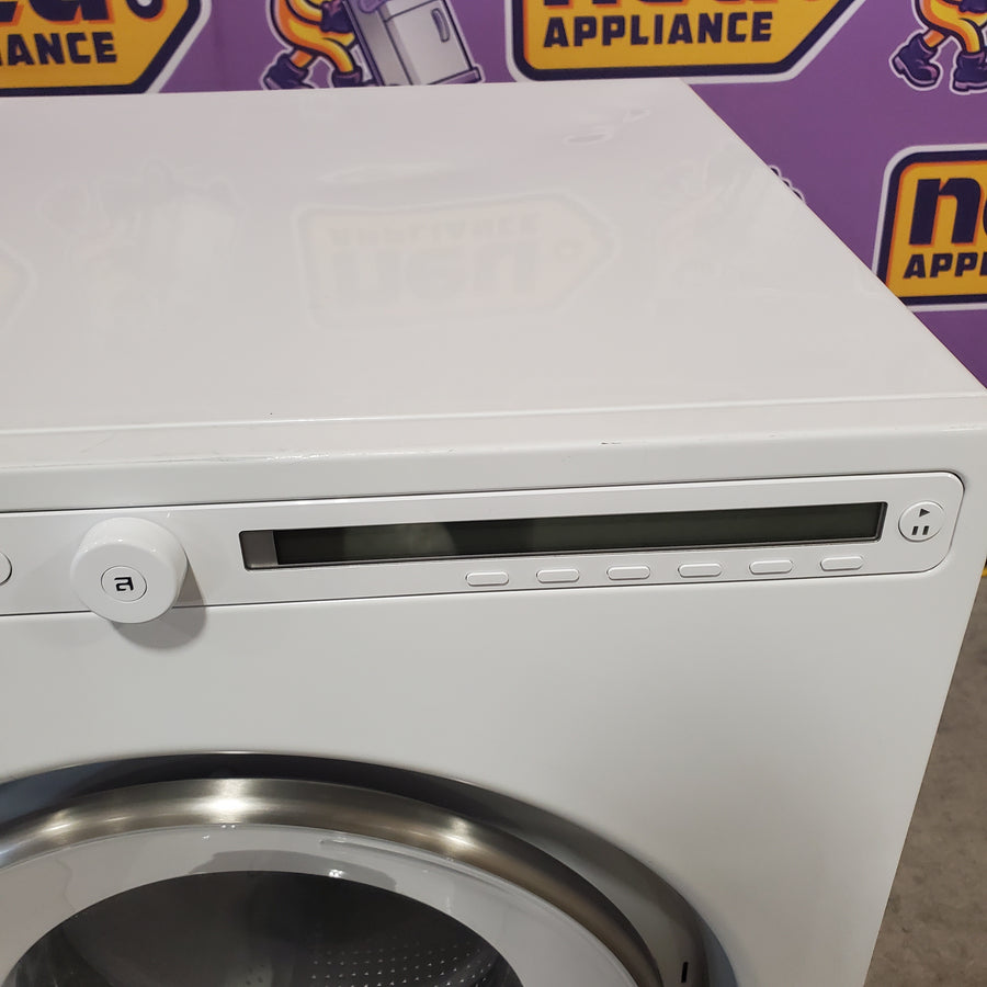 ASKO 24" Stackable Wide ASKO Premium Steel Seal Washing Machine with Quattro Construction and Active Drum W2084W - Scratch & Dent (Minor)