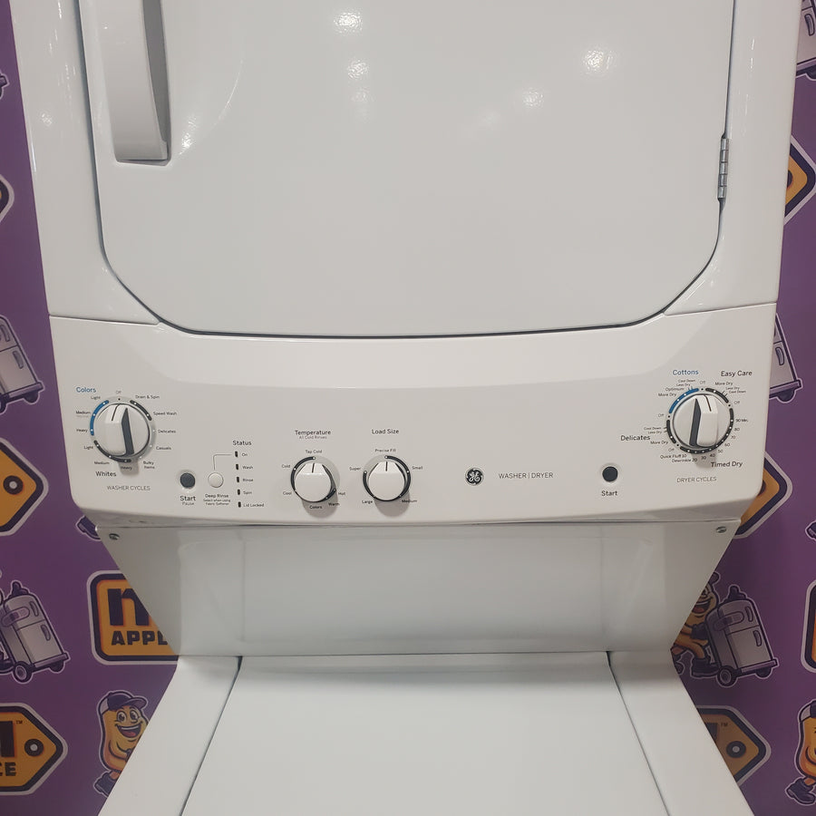 GE 3.8 cu. ft. Washer 5.9 cu. ft. Long Vent Electric Dryer Combo in White GUV27ESSMWW - Certified Refurbished