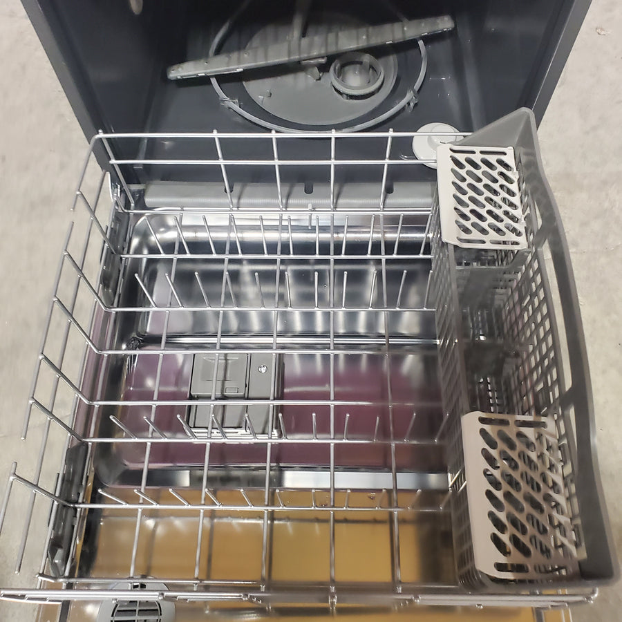 Whirlpool Built In Dishwasher with 55 dBA in Fingerprint Resistant Stainless Steel 22521705 - WDP540HAMZ - Scratch & Dent (Minor)