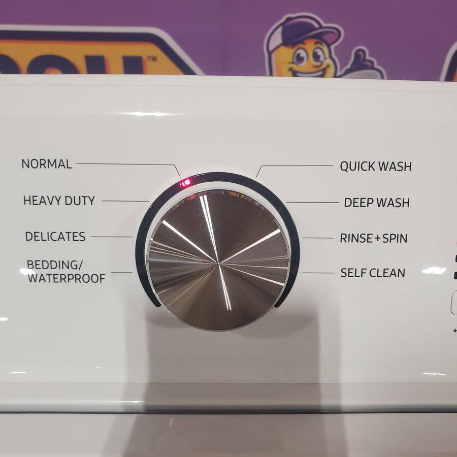 Samsung 4.5 cu. ft. Top Load Washer with Vibration Reduction Technology+ in White WA45T3200AW - Scratch & Dent (Minor)