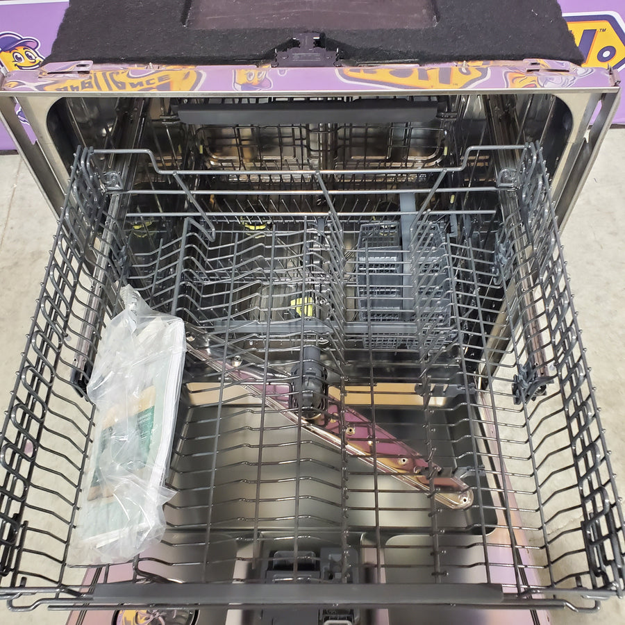 Asko 40 Series 24 Inch Fully-Integrated Built-In Dishwasher with 16 Place Settings, 9 Wash Cycles, 42 dBA Noise Level, 3 Racks, 3 Spray Arms, 9 Spray Zones, XL Tub, and Super Cleaning System+™ 11110439 - DBI564THS - Open Box