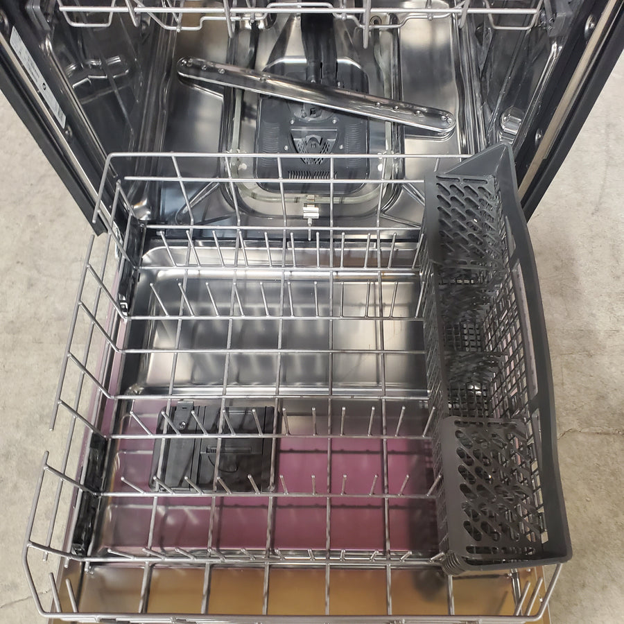 Maytag Front Control Dishwasher with Dual Power Filtration and PowerBlast® Cycle 22421758 - MDB4949SKZ - Open Box