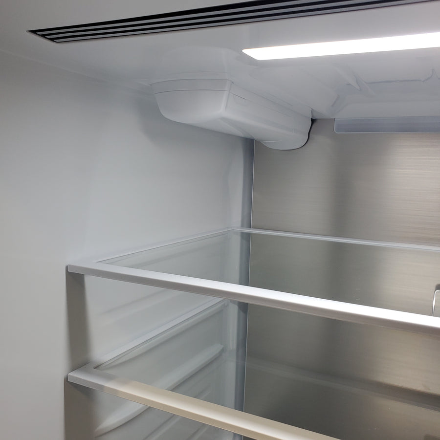 LG Counter-Depth MAX™ with Zero Clearance™ 3-Door French Door Refrigerator with Thin Door Design LF24Z6530S - Scratch & Dent (Moderate)