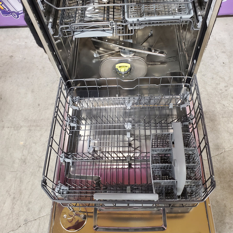 Asko 24 Inch Fully Integrated Panel Ready Built-In Dishwasher with 17 Place Settings, 11 Programs, 40 dBA, 8 Steel™, Super Cleaning System+™, LED Interior Light, and Turbo Drying DFI675XXL - Open Box