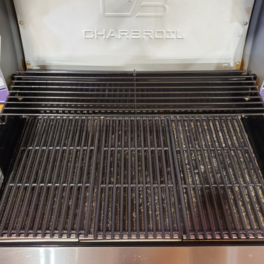 Charbroil® Commercial Series™ 4 Burner Gas Grill & Griddle in Stainless Steel 463263924 - Scratch & Dent (Moderate)