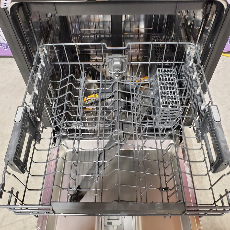 LG 24 Inch Smart FlushFit™ Top Control Dishwasher with 1-Hour Wash & Dry, QuadWash® Pro, and Dynamic Heat Dry™ w/AutoVent Dry™ LDNTM545S - Open Box
