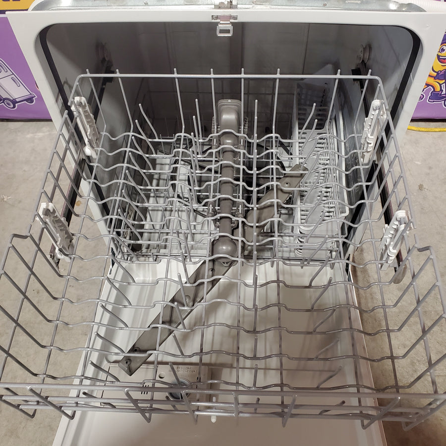 Whirlpool 24-in Front Control Built-in Dishwasher with Boost Cycle, Sani Rinse, and 57-Decibel in White 22321460 - WDF341PAPW - Scratch & Dent (Minor)