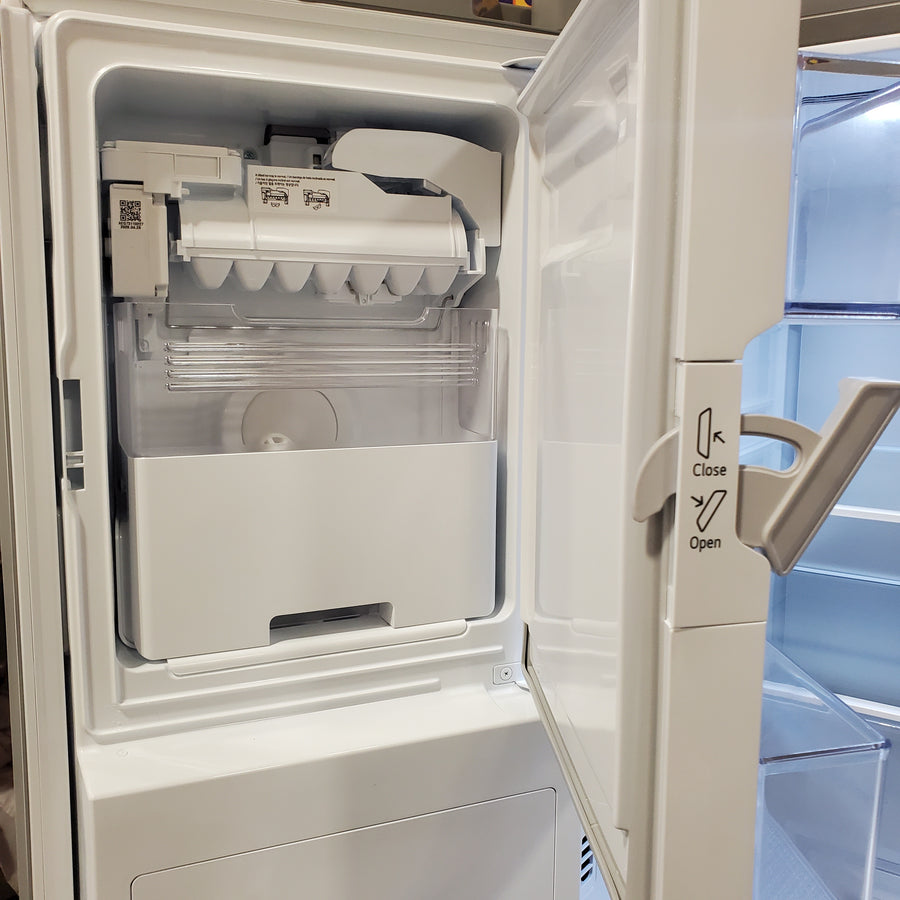 LG 29 cu. ft. Smart Standard-Depth MAX™ 4-Door French Door Refrigerator with Full-Convert Drawer™ in Print Proof Stainless Steel LF29H8330S - Scratch & Dent (Moderate)