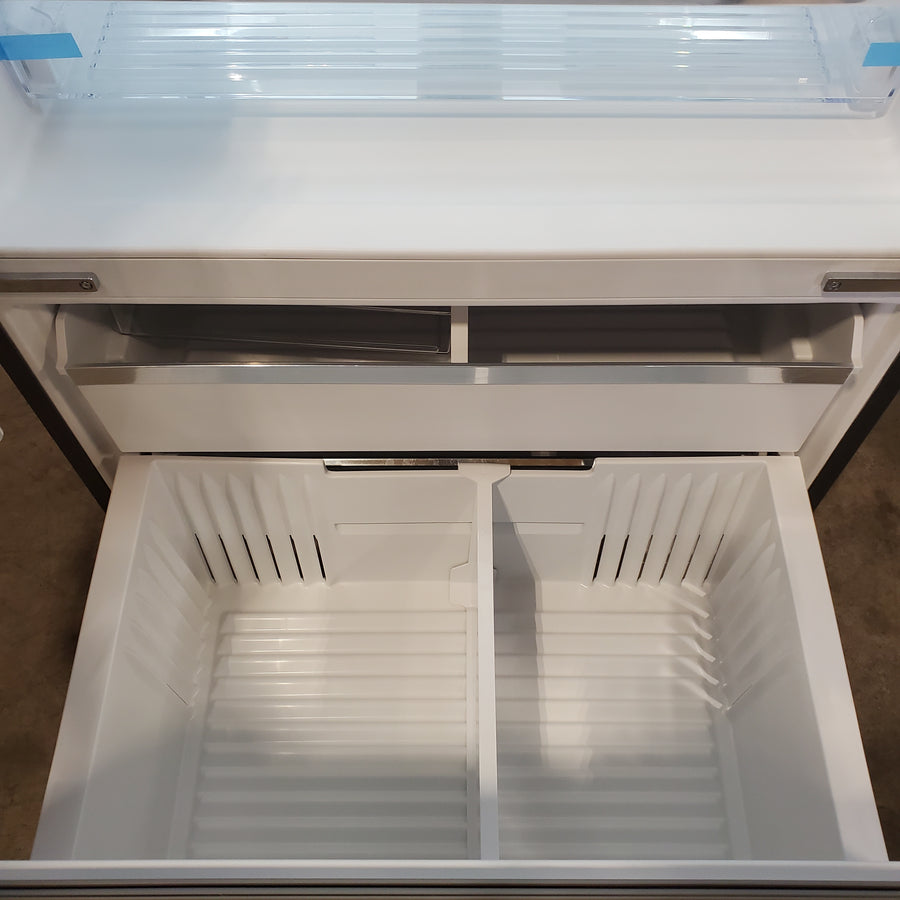Bosch Fastest Ice Maker Standard-Depth 300 Series 26-cu ft 3-Door Smart Compatible French Door Refrigerator with Ice Maker with Water and Ice Dispenser in Stainless Steel 22321469 - B36FD31ENS - Scratch & Dent (Minor)