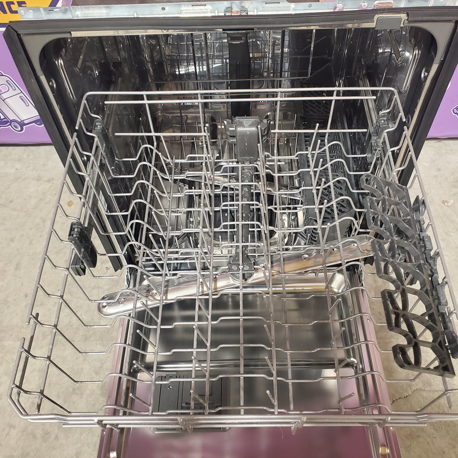 Maytag Front Control Dishwasher with Dual Power Filtration and PowerBlast® Cycle 22421758 - MDB4949SKZ - Open Box