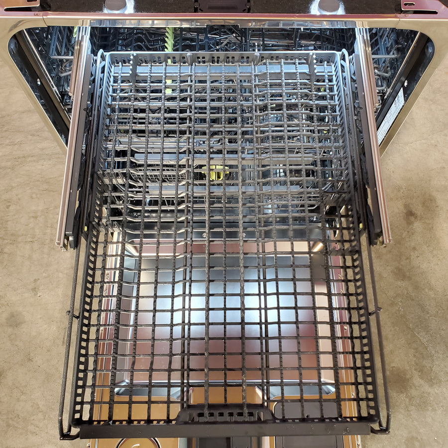 Asko 60+ Series 24 Inch Fully-Integrated Panel Ready Smart Dishwasher with 18 Place Settings, 15 Wash Cycles, 39 dBA, Flexiracks™, 10 Spray Zones, XXL Tub, Super Cleaning System+™, Aqua Safe™, and Kid Safe™ DFI786XXLSOF - Open Box