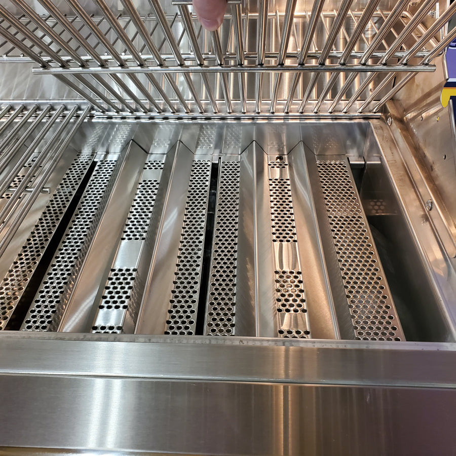 Coyote 36" Coyote Outdoor Living CL-Series Built-In Liquid Propane Gas (LP) Grill in Stainless Steel C3CL36LP - Open Box