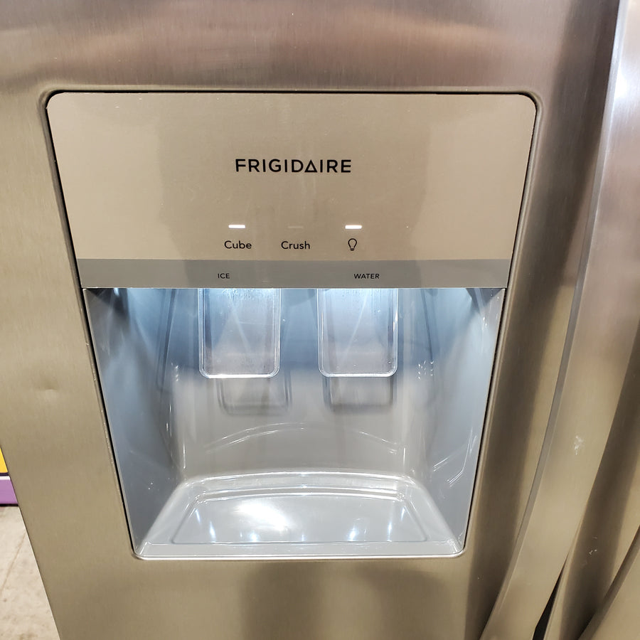 Frigidaire 25.6-cu ft ENERGY STAR Side-by-Side Refrigerator with Ice Maker in Fingerprint Resistant Stainless Steel FRSS26L3AF - Scratch & Dent (Minor)